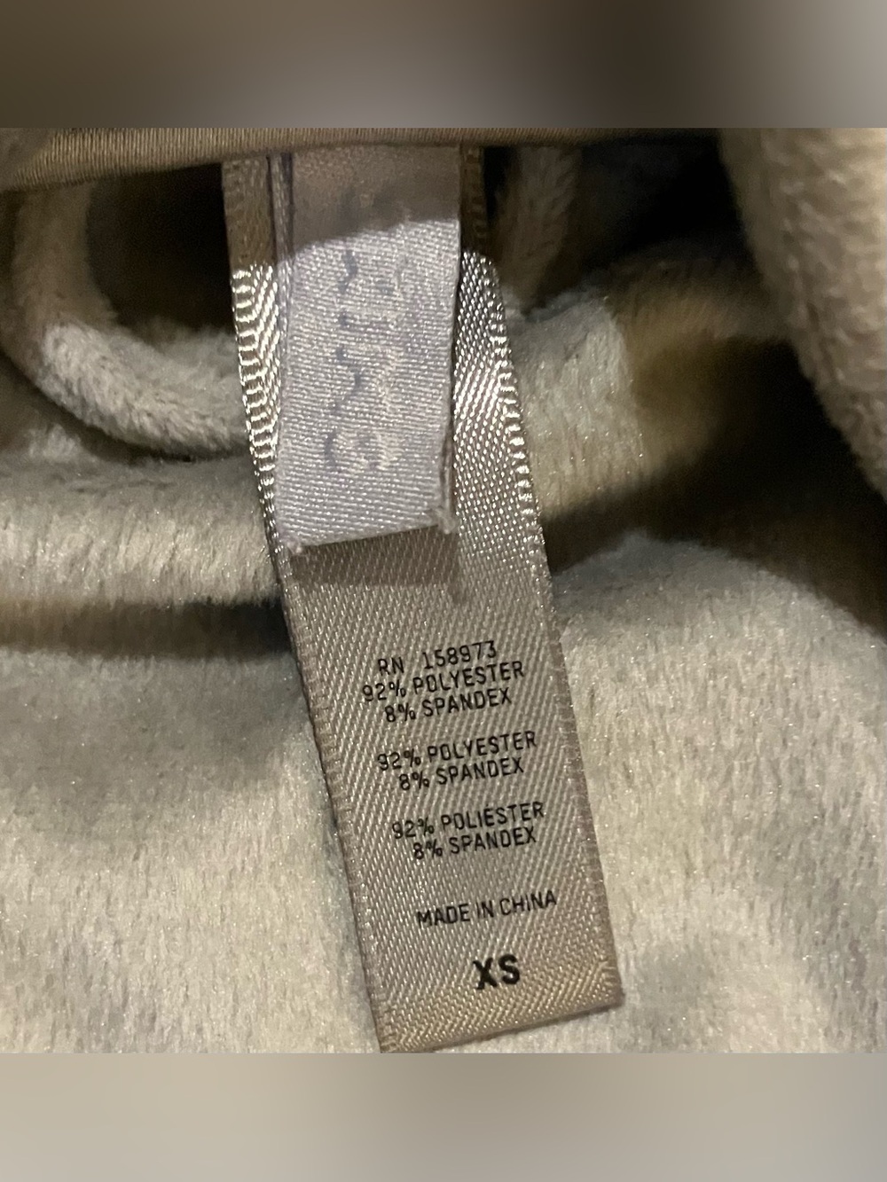 SKIMS Velour Wrap Natural Short Robe - Picture 4 of 4